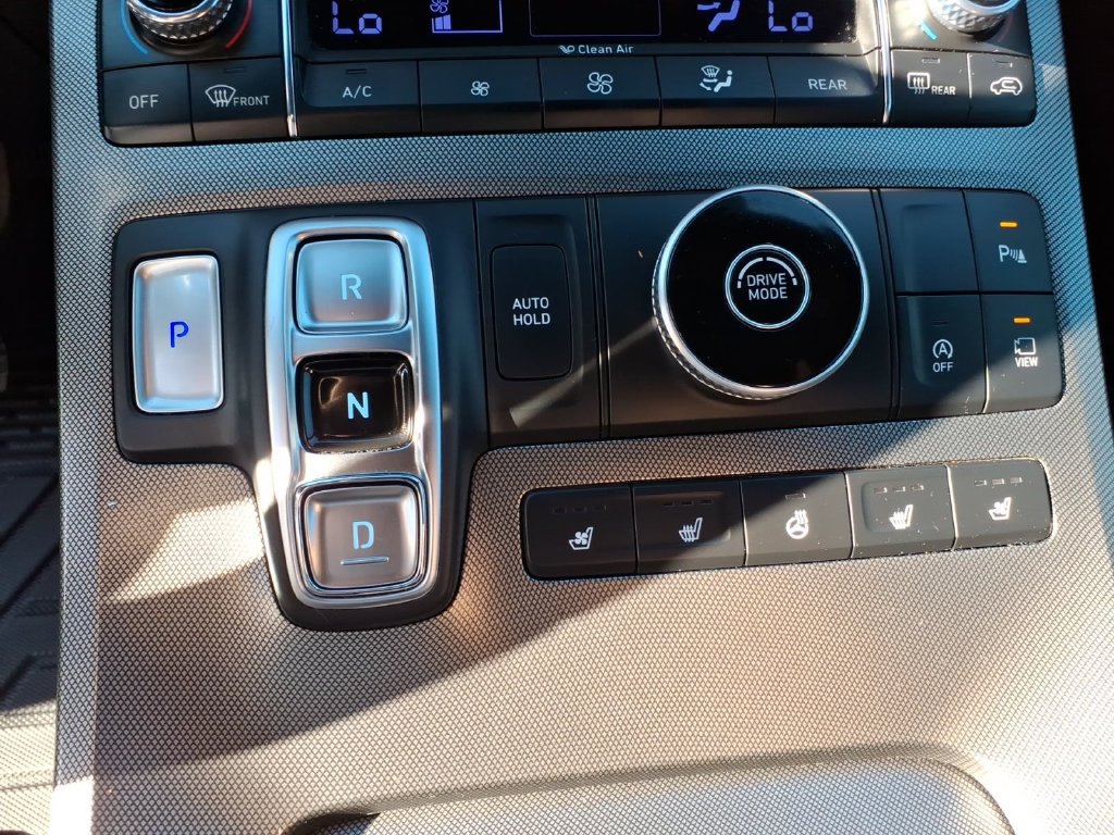 Used 2020 Hyundai Palisade Limited FWD image 18