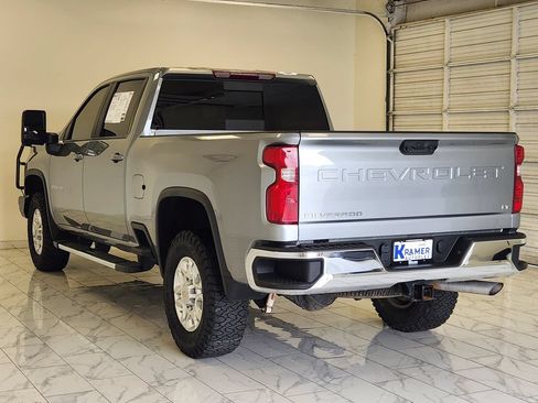 Used 2024 Chevrolet Silverado 3500 LT w/ Convenience Package AWD/4WD image 5