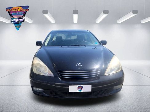 Used 2003 Lexus ES 330 FWD image 2