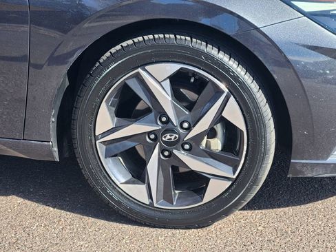 Used 2023 Hyundai Elantra SEL w/ Convenience Package image 29