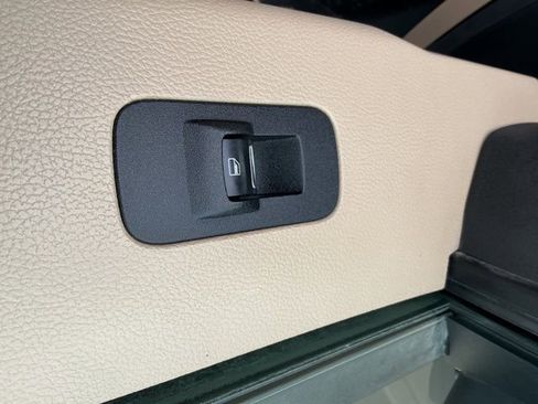 Used 2015 Ford F150 XLT w/ Equipment Group 301A Mid image 19