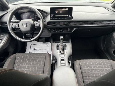 Certified 2024 Honda HR-V Sport image 32