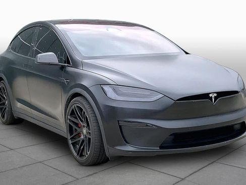 Used 2022 Tesla Model X Plaid AWD/4WD image 2