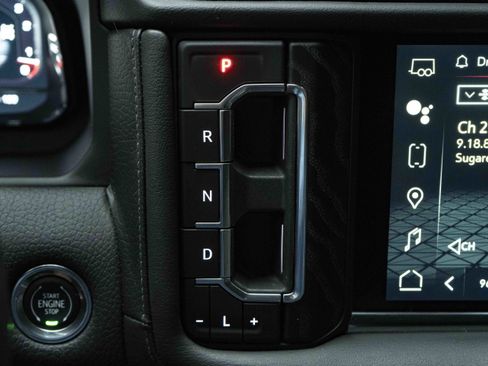 Used 2023 GMC Yukon Denali AWD/4WD image 31