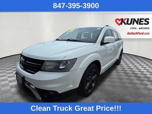 Used 2018 Dodge Journey Crossroad FWD image 4