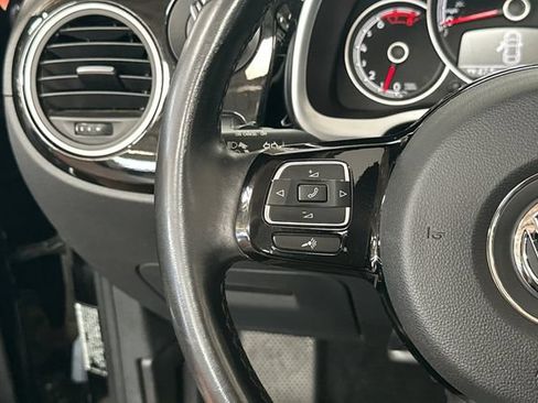 Used 2018 Volkswagen Beetle 2.0T S FWD image 26