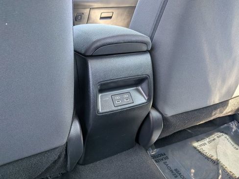 Used 2023 Toyota Corolla LE image 23