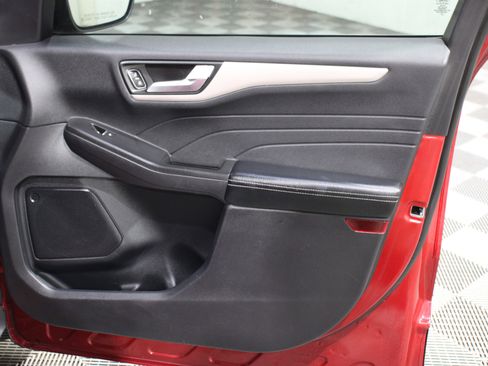 Used 2022 Ford Escape SEL image 28