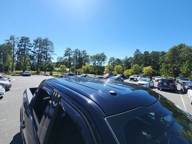 Used 2017 Ford F150 XLT w/ Equipment Group 302A Luxury AWD/4WD image 22