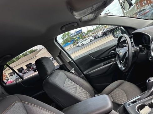 Used 2018 Chevrolet Equinox LT FWD image 25