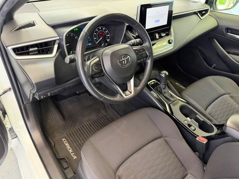 Used 2023 Toyota Corolla SE w/ SE Premium Package FWD image 13