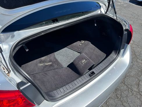 Used 2014 INFINITI Q50 Premium w/ Deluxe Touring Package RWD image 15