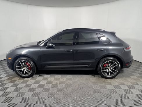 Certified 2024 Porsche Macan S AWD/4WD image 2