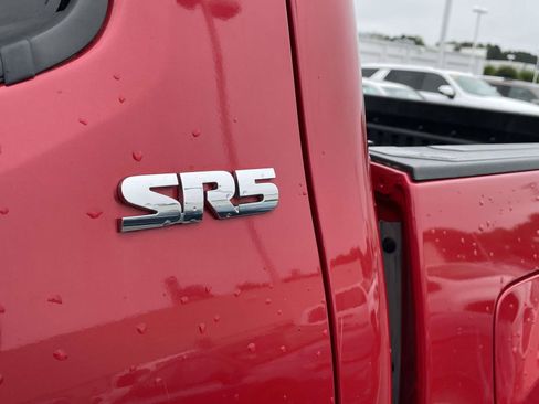 Used 2022 Toyota Tacoma SR5 RWD image 10