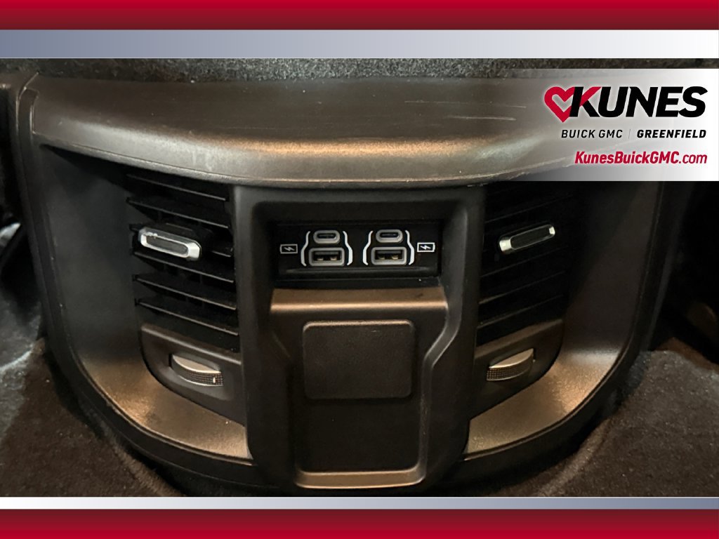 Used 2024 RAM 2500 Big Horn w/ Night Edition AWD/4WD image 34
