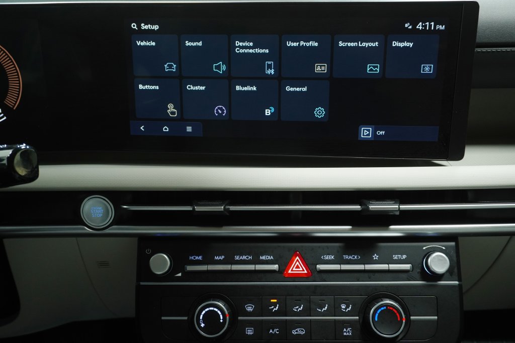 Certified 2025 Hyundai Tucson SE AWD/4WD image 19