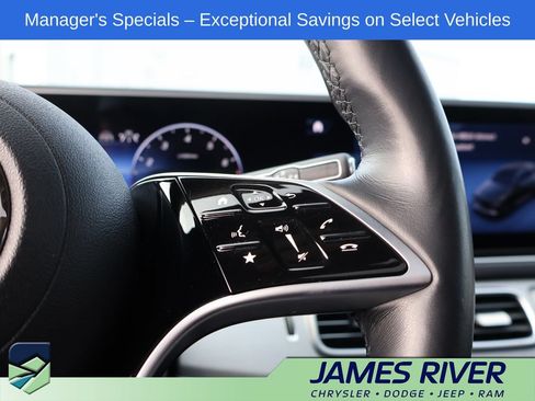 Used 2025 Mercedes-Benz GLE 350 4MATIC image 30