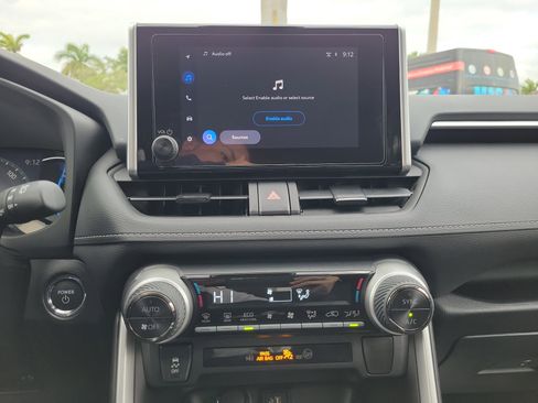 Used 2024 Toyota RAV4 XLE image 19