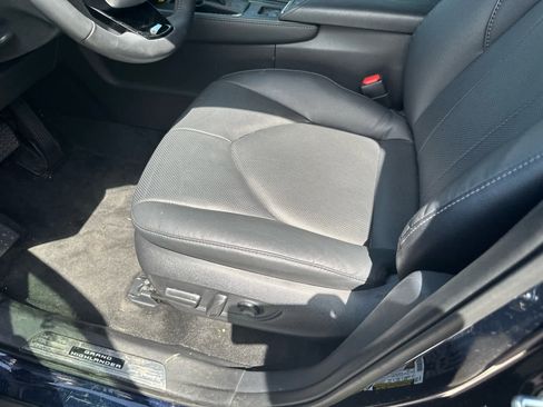 Used 2025 Toyota Grand Highlander FWD image 7