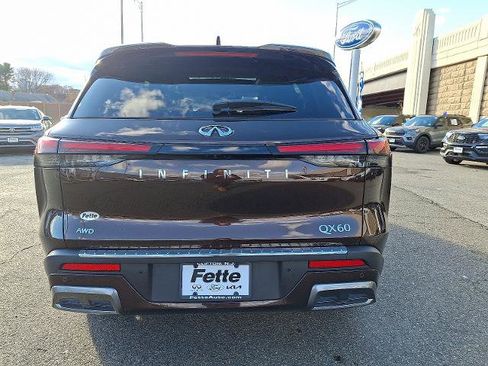 Certified 2022 INFINITI QX60 Luxe w/ Cargo Package image 5