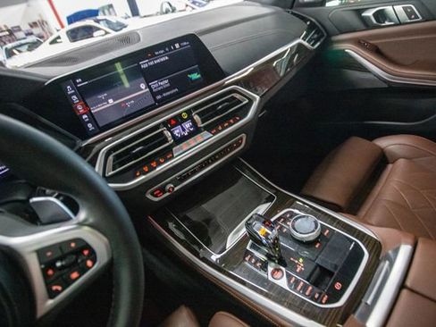 Used 2023 BMW X5 xDrive40i w/ M Sport Package image 7