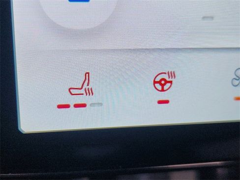 Used 2021 Ford Mustang Mach-E Premium image 24