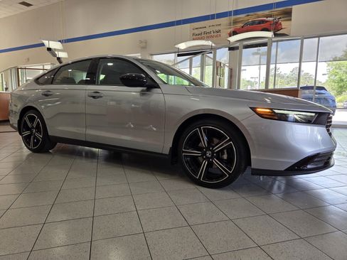 New 2026 Honda Accord SE image 3