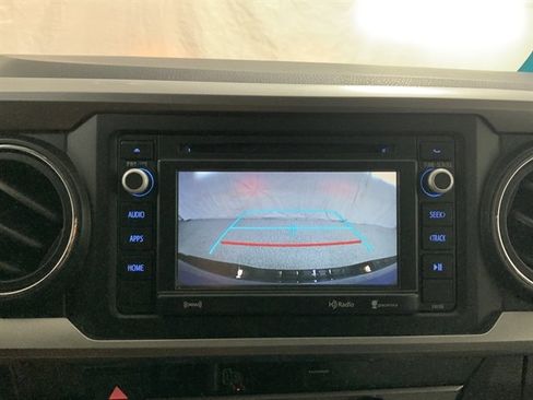 Used 2016 Toyota Tacoma SR5 image 26