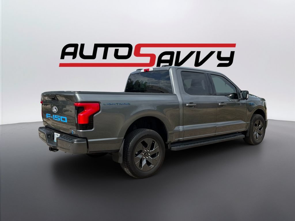Used 2025 Ford F150 Lightning Flash AWD/4WD image 5