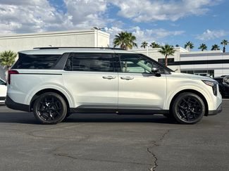 New 2026 Kia Carnival SX Prestige video 2