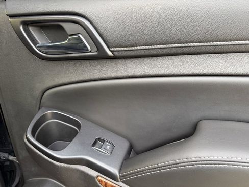 Used 2016 Chevrolet Tahoe LTZ image 39