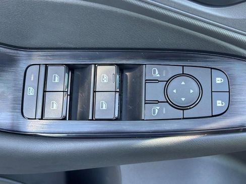 New 2026 Nissan Rogue S image 17