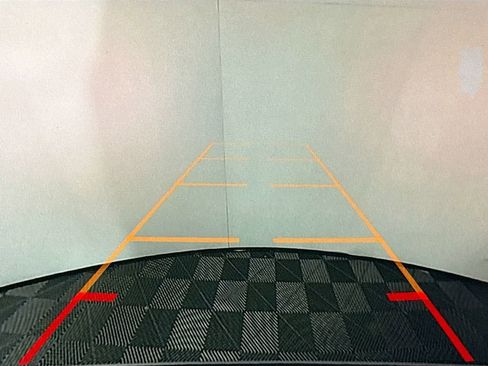 New 2025 Chevrolet Suburban Premier image 14