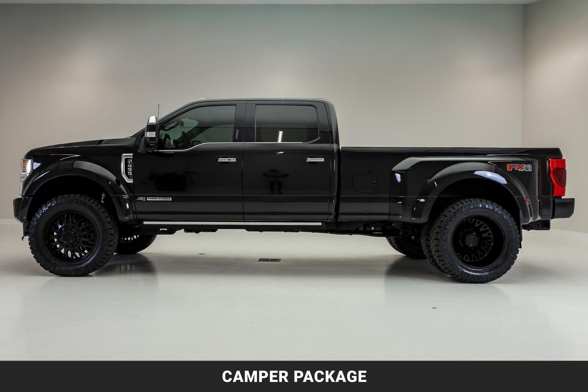 Used 2022 Ford F450 Platinum w/ FX4 Off-Road Package AWD/4WD image 6