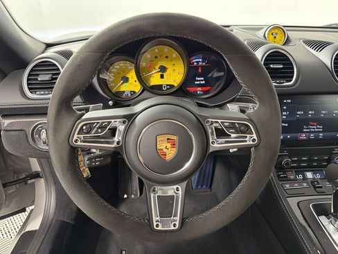 Certified 2021 Porsche 718 Boxster Spyder RWD image 16