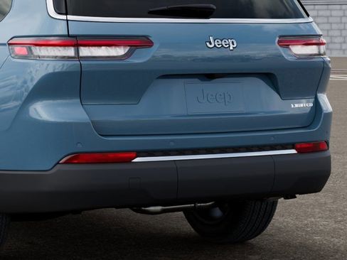 New 2026 Jeep Grand Cherokee L Limited RWD image 13