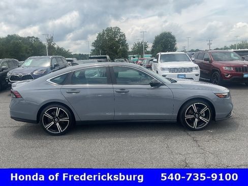 Used 2023 Honda Accord Sport image 6