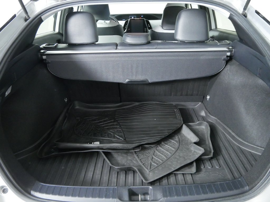 Used 2019 Toyota Prius Limited FWD image 17