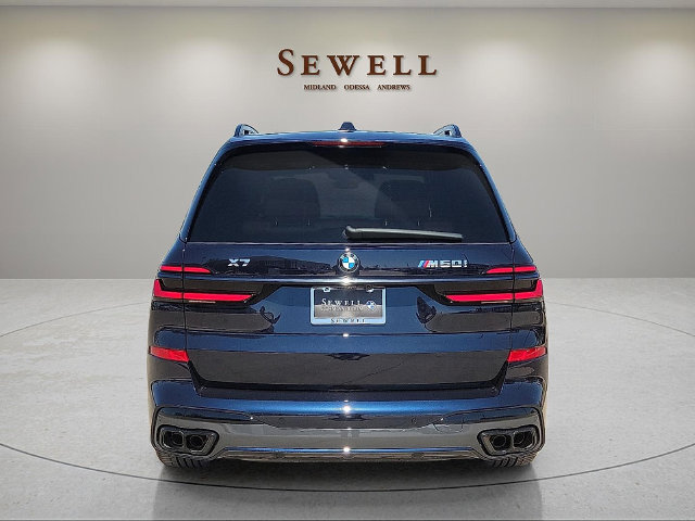 Used 2027 BMW X7 M60i w/ M Sport Professional Package AWD/4WD image 4