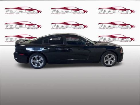 Used 2013 Dodge Charger SXT Plus image 8