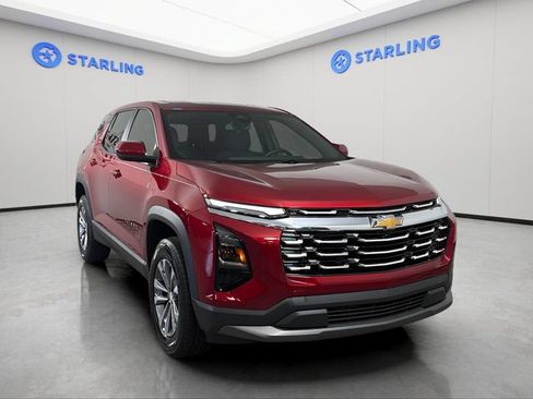 Certified 2026 Chevrolet Equinox LT FWD image 14