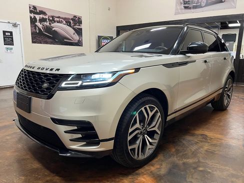 Used 2020 Land Rover Range Rover Velar R-Dynamic S image 5