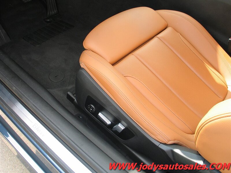 Used 2023 BMW 430i xDrive Convertible w/ Premium Package AWD/4WD image 4