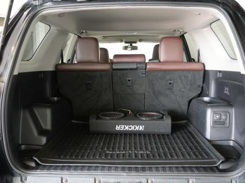 Used 2018 Toyota 4Runner Limited AWD/4WD image 26