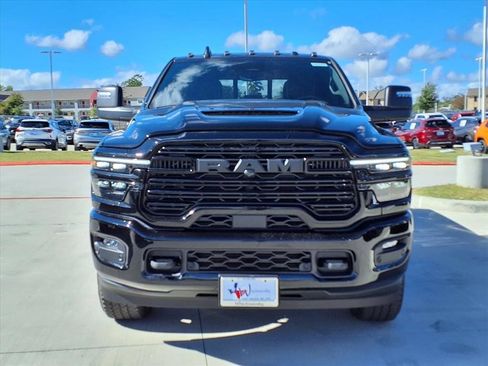 New 2026 RAM 2500 Laramie AWD/4WD image 4