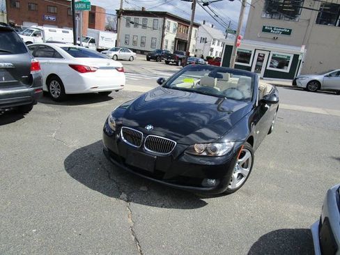 Used 2009 BMW 328i Convertible image 23