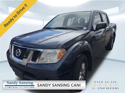 Used 2019 Nissan Frontier SV image 1