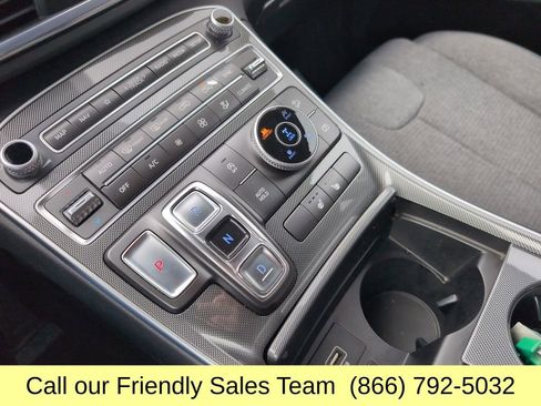 Used 2023 Hyundai Santa Fe SEL image 24