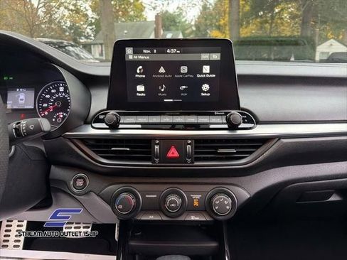 Used 2020 Kia Forte GT-Line image 31