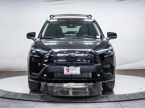 Certified 2026 Toyota Corolla Cross XLE w/ Convenience Package FWD image 7
